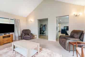 24 Corta Bella Place, Golflands