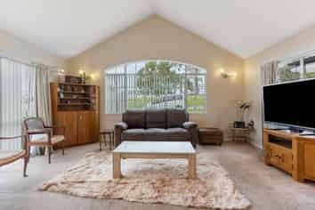 24 Corta Bella Place, Golflands