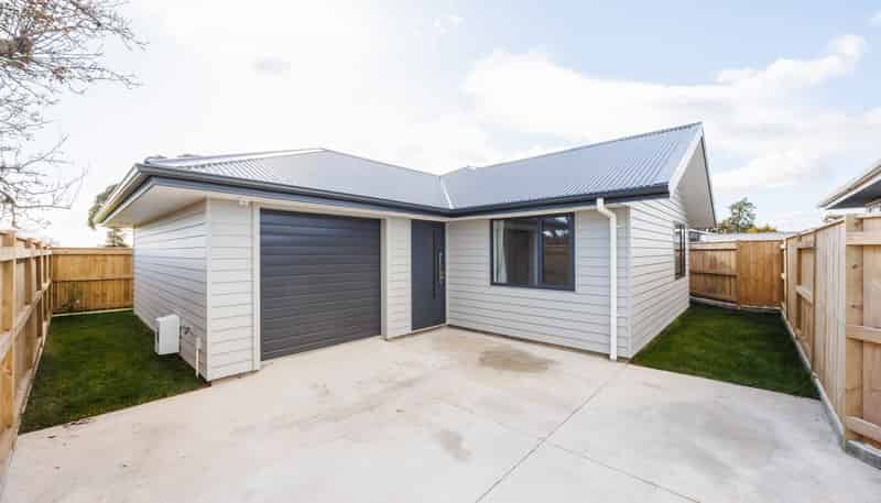 75a Herbert Avenue, Cloverlea