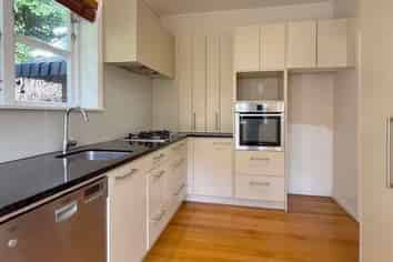 Auckland - Address withheld