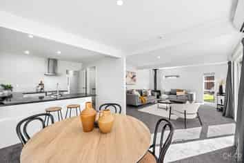 2/1001 High Street, Avalon