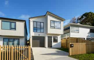 2/20 Cyril Crescent, West Harbour