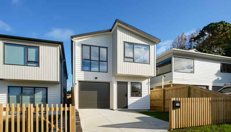 2/20 Cyril Crescent, West Harbour