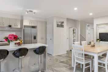 3 Sycamore Street, Flat Bush