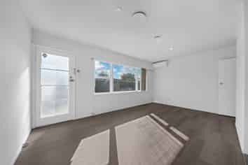 2/8 Winspear Place, Papatoetoe