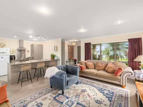108 Solway Crescent, Solway