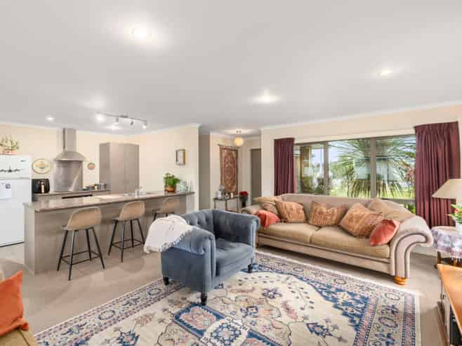 108 Solway Crescent, Solway