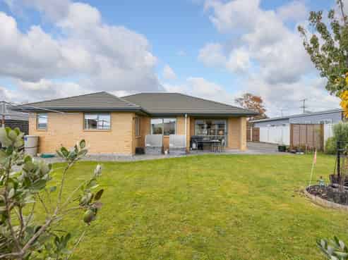 108 Solway Crescent, Solway