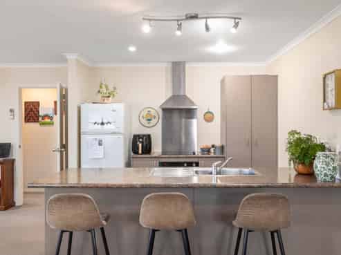 108 Solway Crescent, Solway