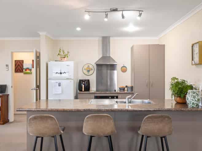 108 Solway Crescent, Solway