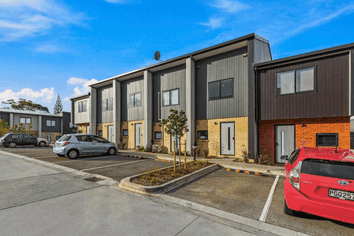 1/327 Glengarry Road, Glen Eden
