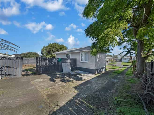 14 Eddowes Street, Manurewa