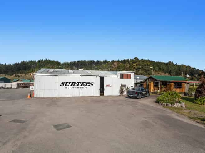 Long Term Tenant - Surtees Boats