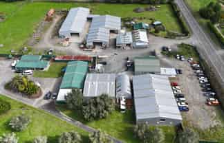 Premier NZ Manufacturer: Surtees Boats HQ