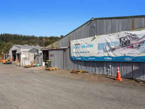 Long Term Tenant - Surtees Boats