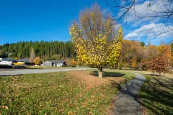 13 Alice Burn Drive, Luggate
