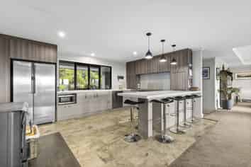 550 Redwood Valley Road, Redwood Valley