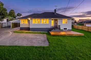 21 Anderson Avenue, Point England
