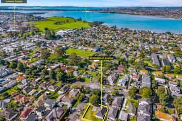 21 Anderson Avenue, Point England