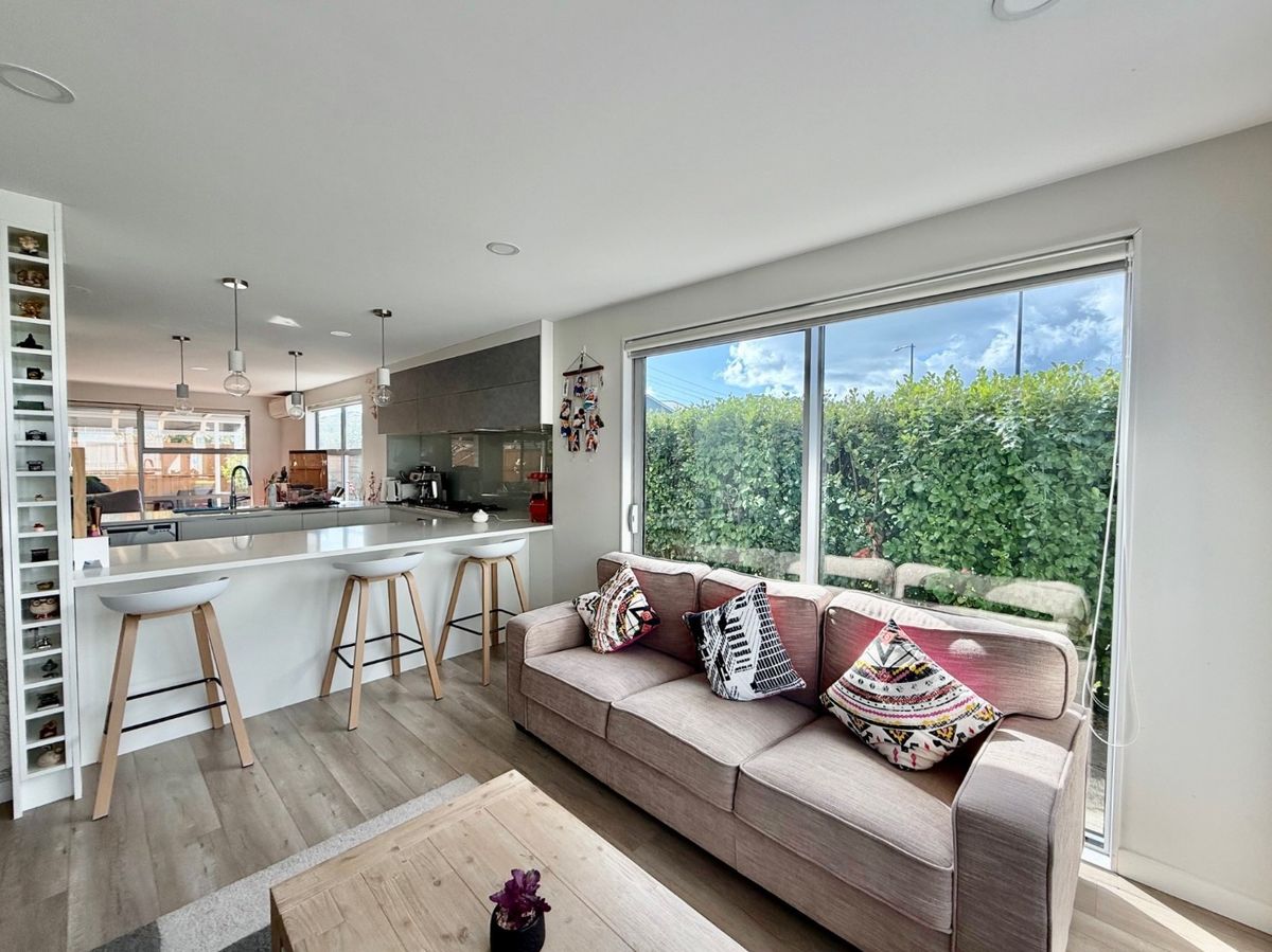 Takanini, 4 bedrooms - Widok 3