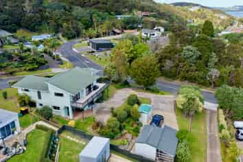 52 Centennial Drive, Whitianga