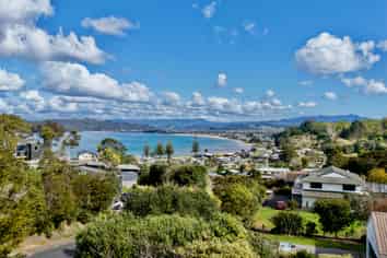 52 Centennial Drive, Whitianga