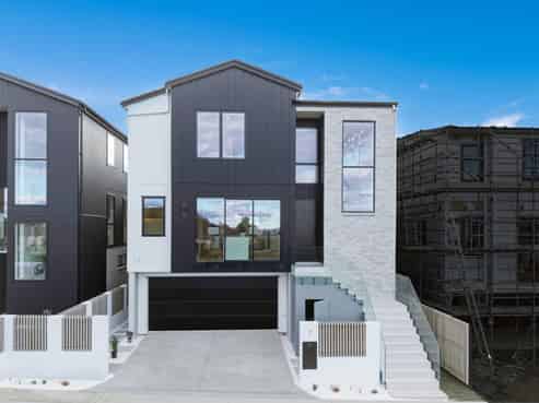 7 Awa Crescent, Saint Johns