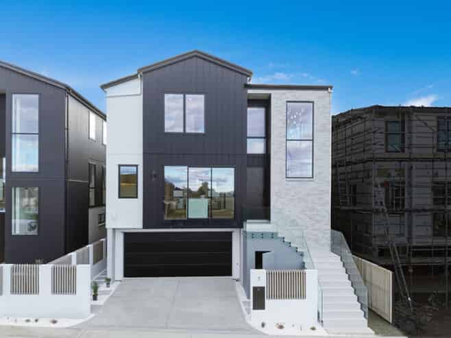 7 Awa Crescent, Saint Johns