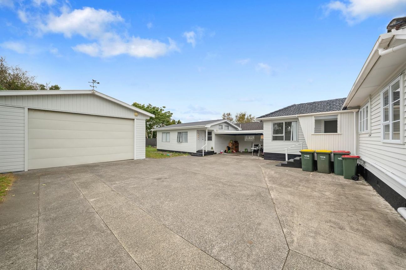 Home And Income On Massive Section - Bild 2