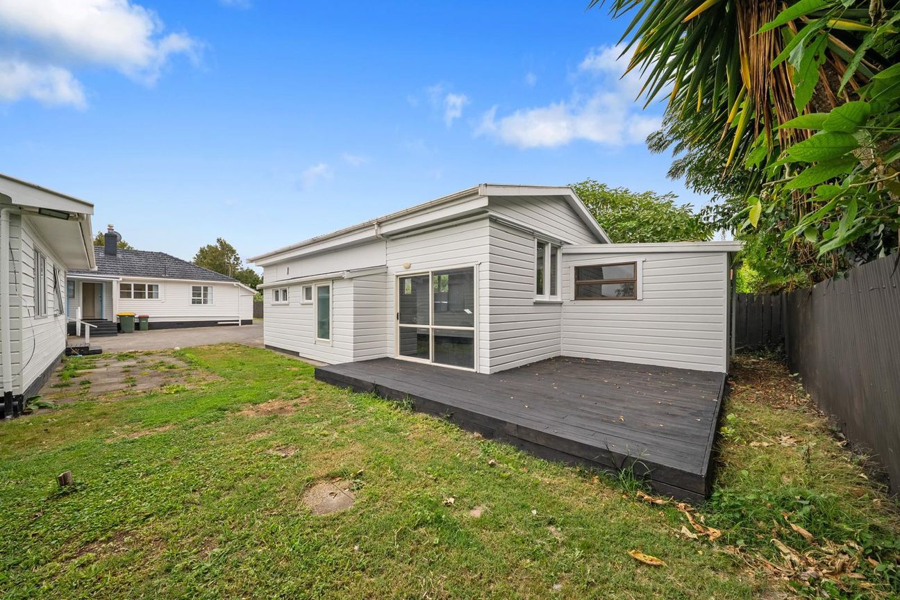 Home And Income On Massive Section - Bild 4