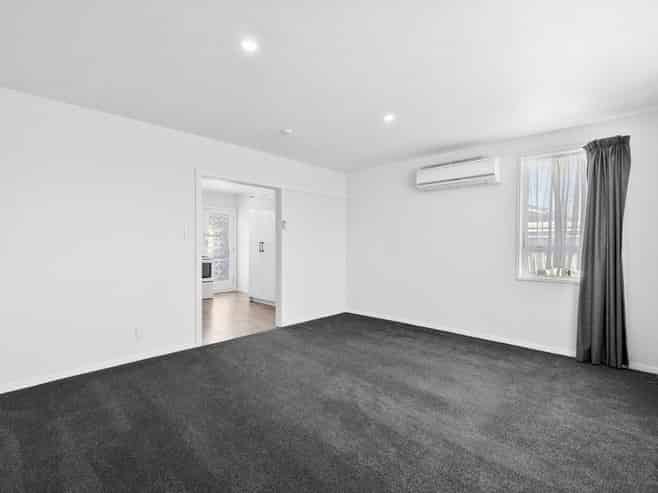 3/417 Worcester Street, Linwood