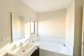 223/172 Mcleod Road, Te Atatu South