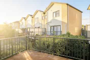 223/172 Mcleod Road, Te Atatu South