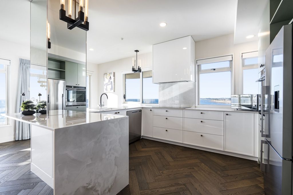 The Pinnacle Of Apartment Living 2