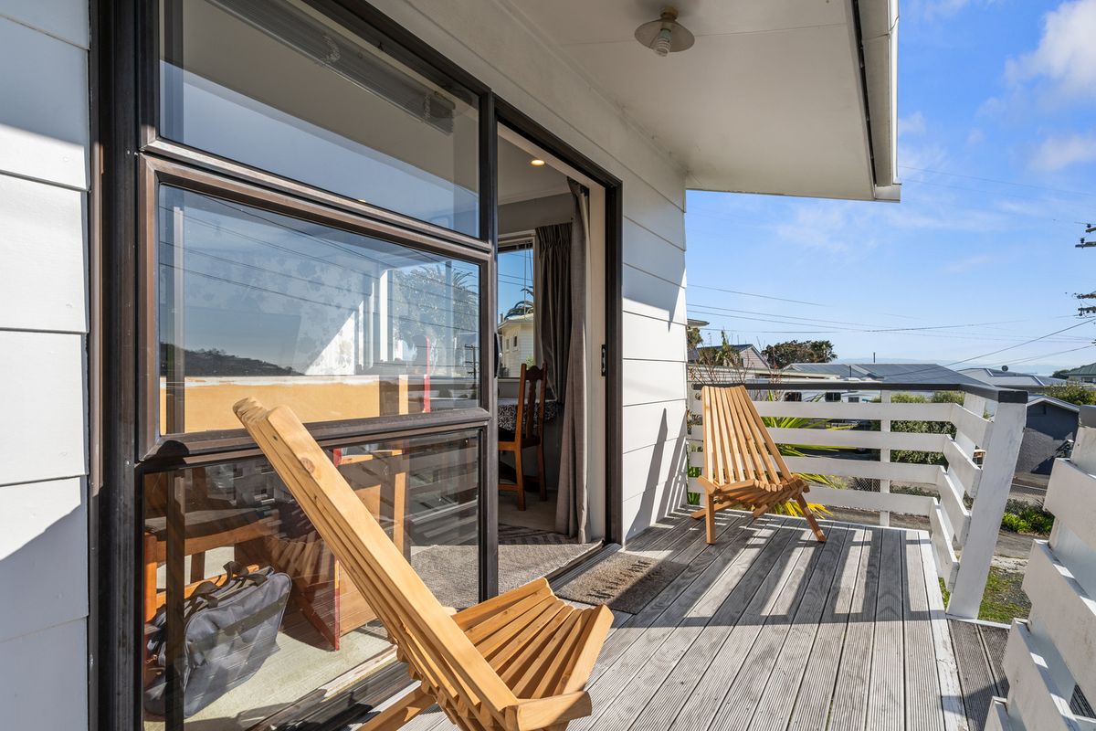 Sun-Soaked Starter with Future Potential - Ansicht 6