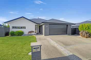 16 Bonecrusher Street, Lincoln
