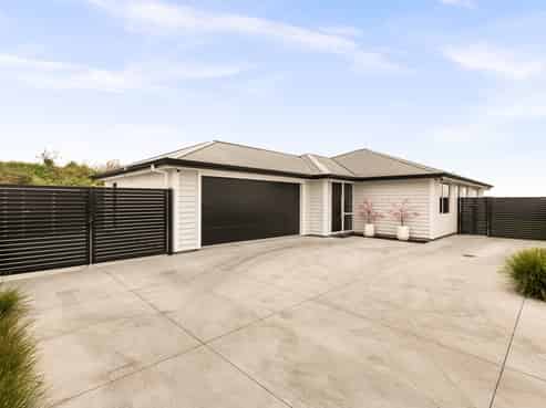31 Arihi Crescent, Frimley