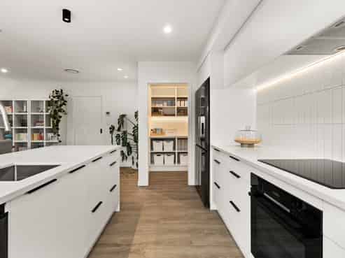 31 Arihi Crescent, Frimley