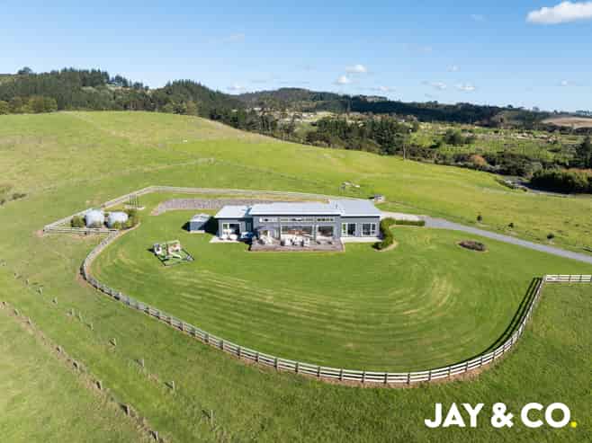 24 Ardmore Quarry Road, Ardmore