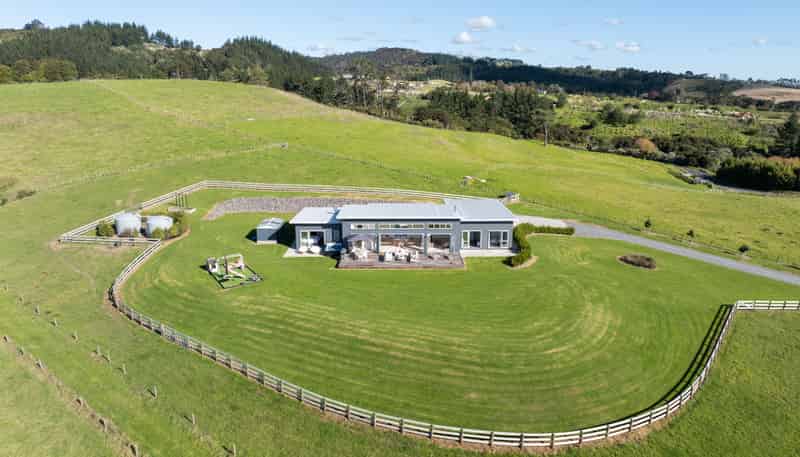 24 Ardmore Quarry Road, Ardmore