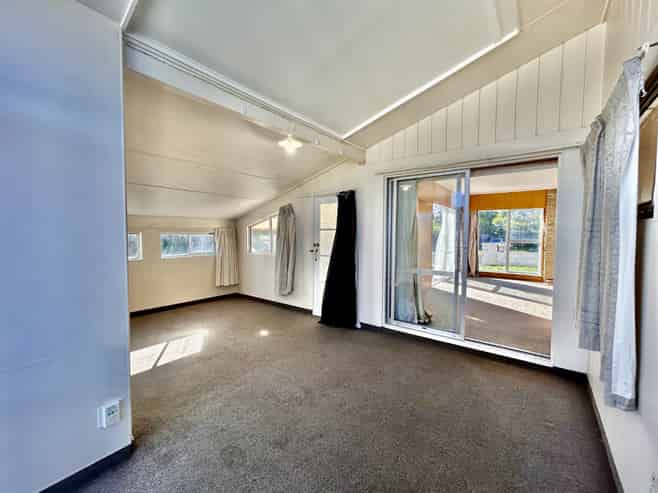 166 Vigor Brown Street, Napier South