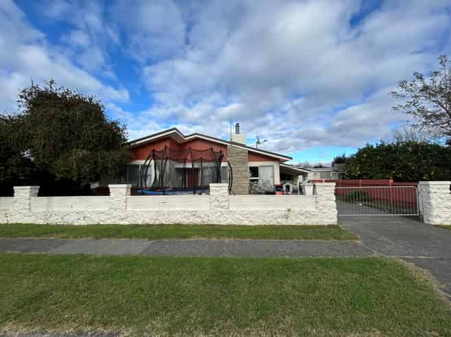 166 Vigor Brown Street, Napier South