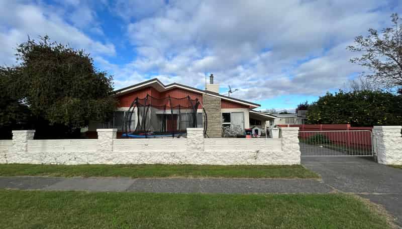 166 Vigor Brown Street, Napier South