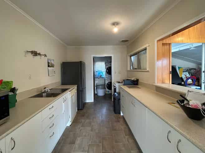 166 Vigor Brown Street, Napier South