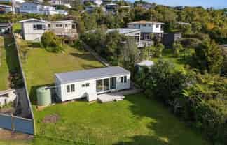 10 Rimu Road, Stanmore Bay
