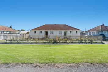 38-40 Parris Street, Waitara