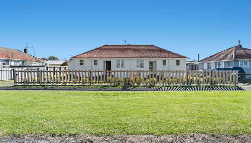 38-40 Parris Street, Waitara