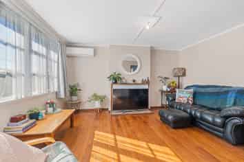38-40 Parris Street, Waitara