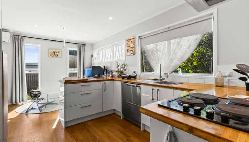 12a Barnett Place, Pirimai