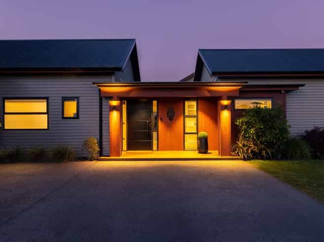 67 Lomond Grove, Acacia Bay